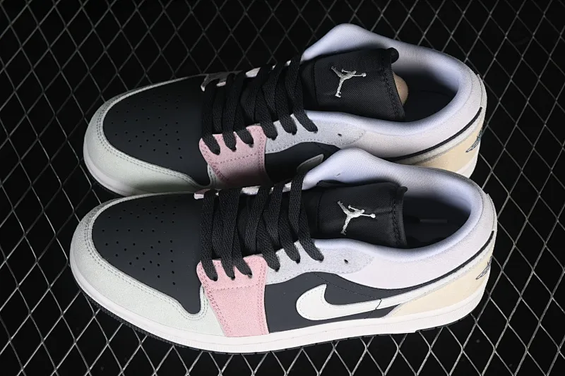 All categories Air Jordan Jordan series basketball shoes Air Jordan 1 Low Air Jordan 1 Low AJ1 Joe 1 black and white pink low-top retro cultural basketball shoes IB7109-004